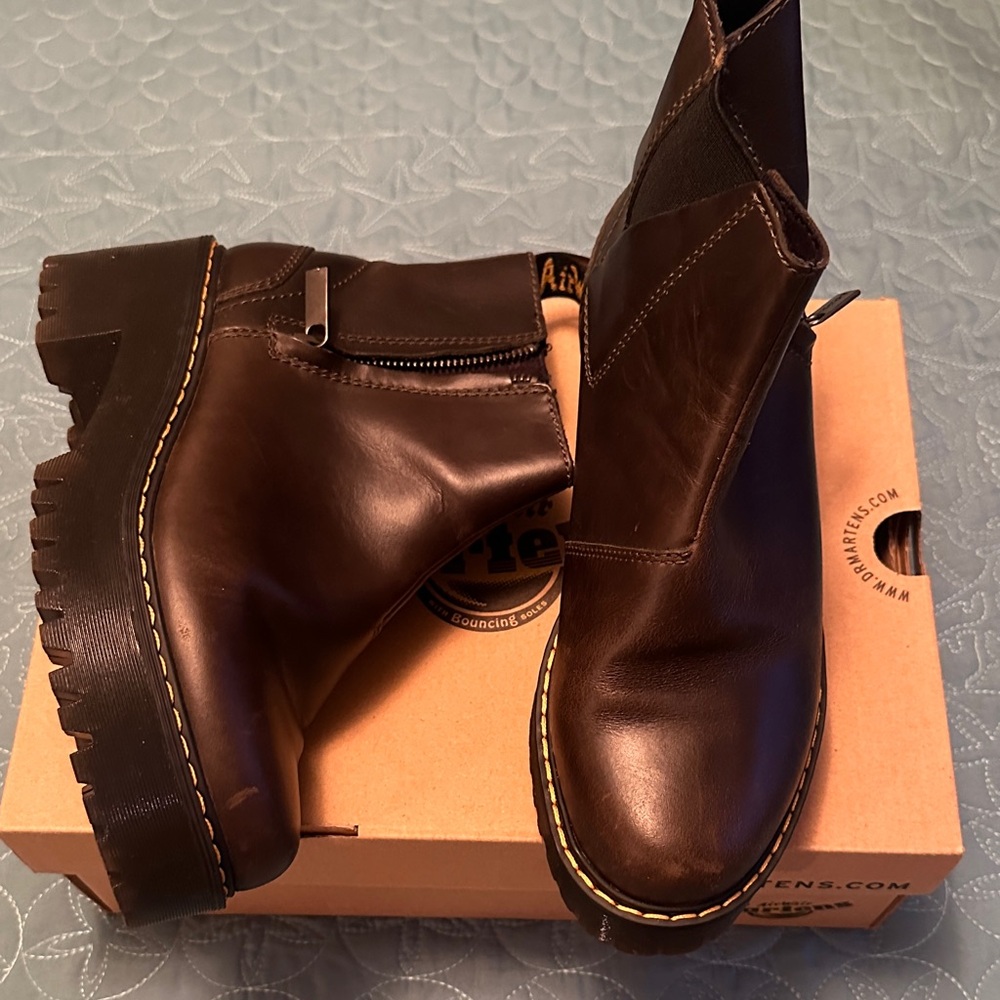 Dr. Martens Dark Taupe Chelsea Boots - Picture 2 of 5